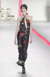 1831828201_EmanuelUngaro2001WomenRTW54.thumb.jpg.33ab2ec3a5bf22c57f4d4d5b58c0d5cd.jpg