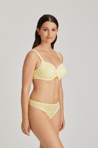 primadonna_twist-lingerie-thong-wild_rose-0641720-yellow-2_3512928__17943.1580414759.jpg