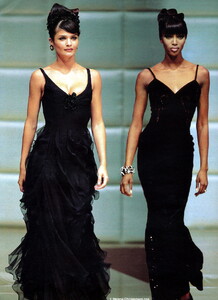 bb_HelenaChristensen_1995_07_VALENTINO_HC_FW95_020.thumb.jpg.32f07b2393300dc557cc6cfe73e92e04.jpg