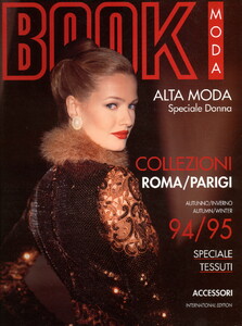 bb_KarenMulder_1994_07_SARLI_HC_FW94_COVER_BOOK_MODA_19_010.thumb.jpg.24df2c2c27f9ec66a21dc11815a22bbc.jpg