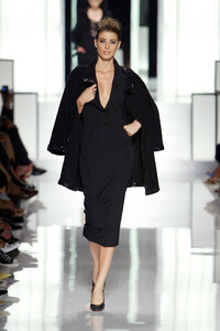 1578444166_EmanuelUngaro2003HauteCouture64.thumb.jpg.9bcd002ae238da117c83c31665a1b00f.jpg