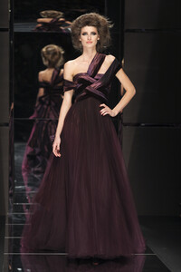 893950763_ElieSaab2008HauteCouture49.thumb.jpg.b8dfb72ed36c21825c271afe3d5bd1bf.jpg