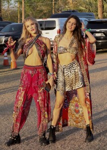 Joy_Corrigan_-_Coachella_Valley_Music_and_Arts_Festival_in_Indio_04-16-2022__1_.jpg