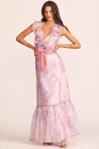 D1481-1085-MARIS-GOWN-FAIRYTALE-PRINTED-002_result.jpg