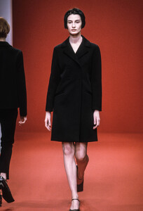 1044404201_MiuMiu1998WomenRTW96.thumb.jpg.cdceea34ee6fb1f81bc03890ef6c182a.jpg