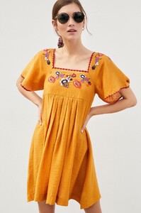 madewell-mustard-embroidered-summer-dress@2x.jpg