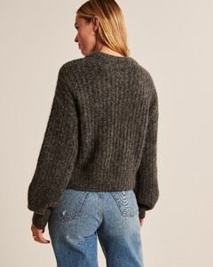 1593820675_Alpaca-BlendCrewSweaterDarkGreyKIC_150-2984-1963-132_model2.thumb.jpg.754c0d9074bcbbdaa5df40d4813cbd4f.jpg