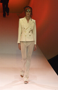 1247525865_JeanPaulGaultier2002WomenRTW99.thumb.jpg.7cc2b9287cc98ca2a12c06f4a98d7b0d.jpg