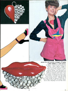 Sorprese_Vogue_Italia_January_1971_23.thumb.png.66b82e9afbee118f2ce402169b4d982e.png