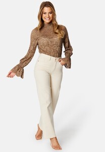 pieces-raita-ls-lace-top-fossil_1.jpg