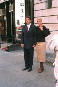 John F. Kennedy Jr. e Carolyn BessetteGettyImages-97303094.jpg