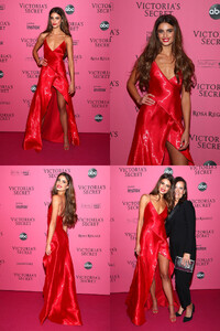 596755445_TaylorMarieHill-VictoriasSecretFashionShowViewing@NYC2018_11_081.thumb.jpg.ee3ab67f8cb46940caeeff05255052fb.jpg