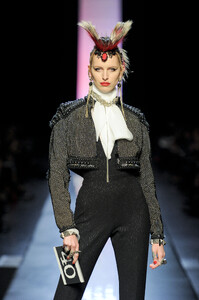 427087014_JeanPaulGaultier2011HauteCouture119.thumb.jpg.90ed5533e59a0c8e39d9dd502720242e.jpg