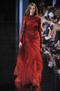 563498289_ElieSaab2010HauteCouture2.thumb.jpg.28591dc5557d105a3bf6e1e3bf76f7be.jpg