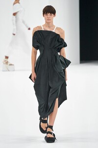 00027-Sportmax-Spring-22-RTW-Milan-credit-Alessandro-Lucioni-Gorunway.thumb.jpg.8c49836e17cc5b5b1f39873683e149f3.jpg