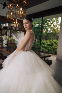 NF-SS19-Bridal-Look7-4.jpeg