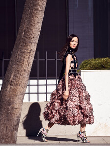 fei-fei-sun-by-nathaniel-goldberg-for-vogue-china-march-2015-5.thumb.jpg.3a449b464e87ec444520e619128116c1.jpg