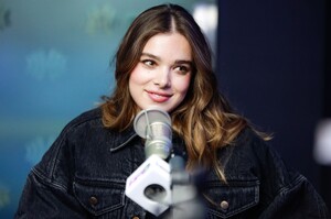 hailee-23a2ea280f1e90feda.jpg