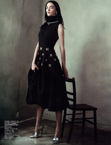 vogue-china-november-2013_mariacarla_(8).thumb.jpg.afb8565d1379d3321d0890534e986df4.jpg