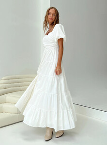 Garrity_maxi_dress_white_02.jpg