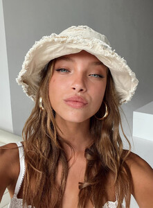 Hasmyn_hat_cream_01.jpg