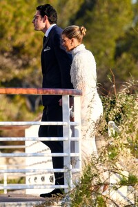 sofia-richie-and-elliot-grainge-arrives-at-hotel-du-cap-eden-roc-in-antibes-04-21-2023-1.jpg