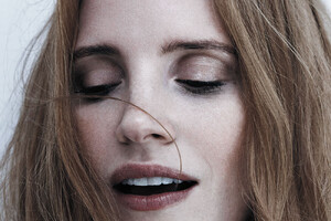 Jessica_Chastain_28229~1.jpg