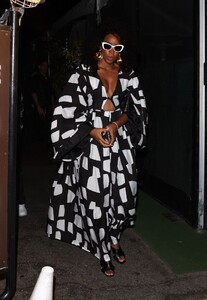 kelly-rowland-night-out-at-giorgio-baldi-in-santa-monica-04-18-2023-5.jpg