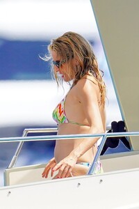 sienna-miller-in-bikini-at-a-boat-in-st-tropez-07-18-2023-2.jpg