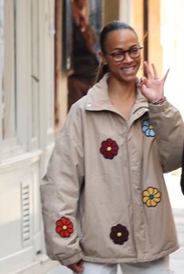 zoe-saldana-and-marco-perego-out-at-ile-saint-louis-in-paris-04-09-2023-4.jpg