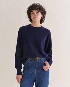 NAVY_CASHMERE_SWEATSHIRT_6_2ba2fa0f-f21a-44ae-b307-15d656b668c4.thumb.jpg.97c8a6122008f18b7cf5e690fe6b9ffb.jpg