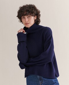 NAVY_HIGH_NECK_JUMPER_1_0c23151c-8c12-414d-83e7-78bf90e81849.thumb.jpg.0abcee66b9f3860cac217438bcb234ca.jpg