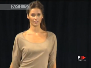 BIKKEMBERGSFullShowSpringSummer2002MilanbyFashionChannel(480p_25fps_H264-128kbit_AAC)5.thumb.png.7cdade412c09ce9a7e5c10ee5240104d.png