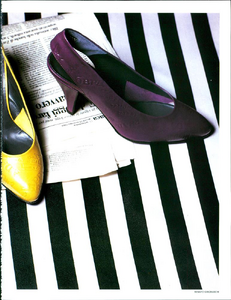 Grignaschi_Prada_Spring_Summer_1985_10.thumb.png.7e4724e633b302816081183de87599f8.png