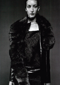 Testino_Roberto_Cavalli_Fall_Winter_1998_99_04.thumb.png.7003a2b0fa4bf41cf25ce992de6cce10.png