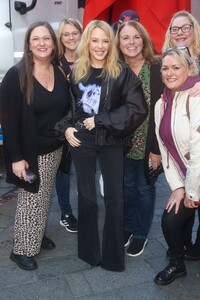 kylie-minogue-at-capital-radio-in-london-09-22-2023-6.jpg