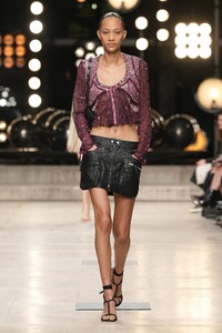 00004-isabel-marant-spring-2023-ready-to-wear-credit-gorunway.thumb.jpg.f338ebfbd77619263f27fe11ea54dc3f.jpg