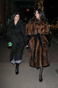 Kendall-Jenner---With-Lauren-Perez-and-David-Waltzer-out-in-Aspen-13.jpg
