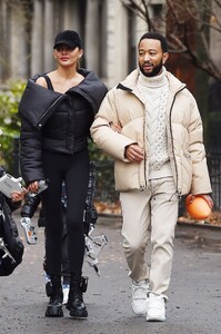 chrissy-teigen-and-john-legend-at-washington-square-park-in-new-york-12-28-2023-9.jpg