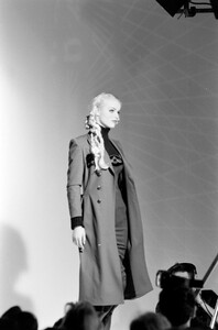 Eva_Gaultier_FW1992_02.jpg