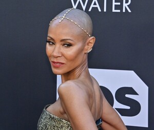 jada-pinkett-smith-at-27th-annual-critics-choice-awards-in-los-angeles-03-13-2022-0.thumb.jpg.2835cea972c1ba35b6bc5cf7ec6bd9ce.jpg