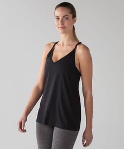 lululemon-cardero-tank-black-0001-158762.jpg