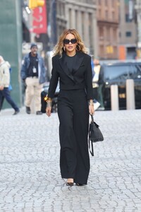 rita-ora-heading-to-an-office-building-in-new-york-11-16-2023-1.jpg