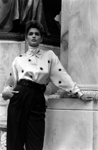 Cindy_Crawford_Perry_Ellis_FW1986_105.jpg