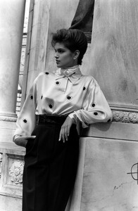 Cindy_Crawford_Perry_Ellis_FW1986_116.jpg