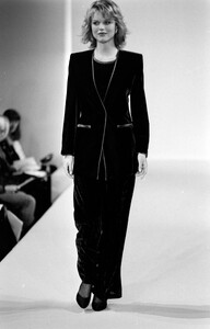 Eva_Escada_FW1994_04.jpg