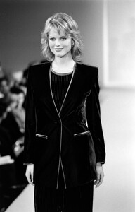 Eva_Escada_FW1994_07.jpg