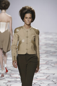 Giles2010WomenFW21.thumb.jpg.d1bf7ed6549ae20a6df5fd6f48742459.jpg