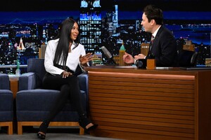 Naomi_Campbell_Jimmy_Fallon_March8_20024_12.jpg