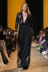 ellie saab f032 fw24.jpg